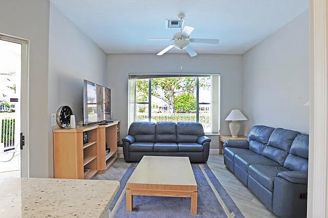 714 Pinehurst Way — Photo 17