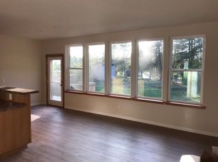 1005 Chenowuth St #A, North Bonneville, WA 98639