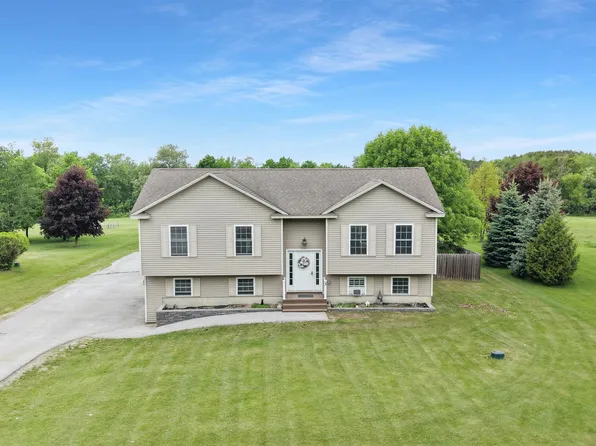 3 Dawns Way, Swanton, VT 05488