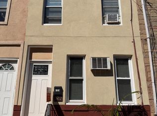 623 Fernon St, Philadelphia, PA 19148
