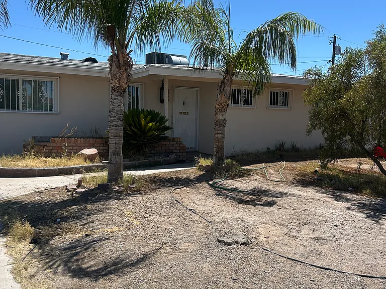 1304 Silver Lake Dr — Photo 10