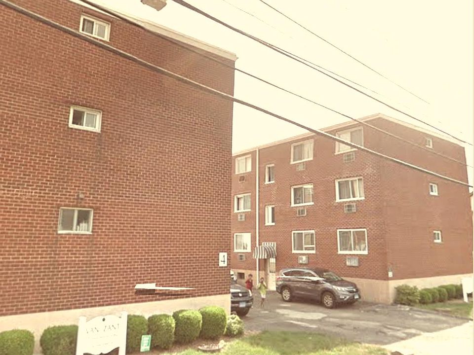 2-4 van zant st condominiums