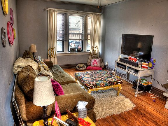 5th image of 4366 Maryland Ave APT 211