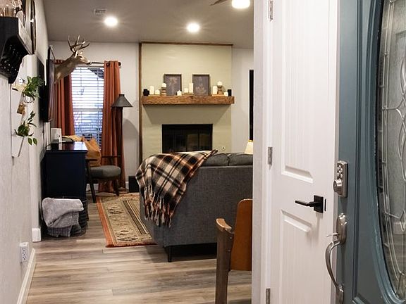 2nd image of 4808 NE Bell Ave