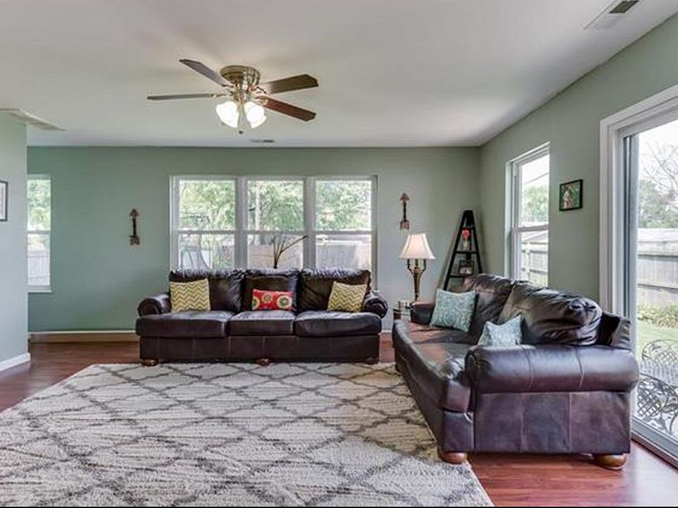 Large living room addition 