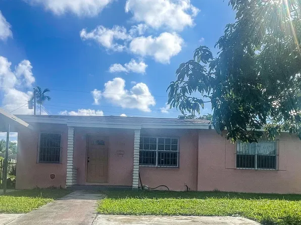 16201 NE 9th Pl, North Miami Beach, FL 33162