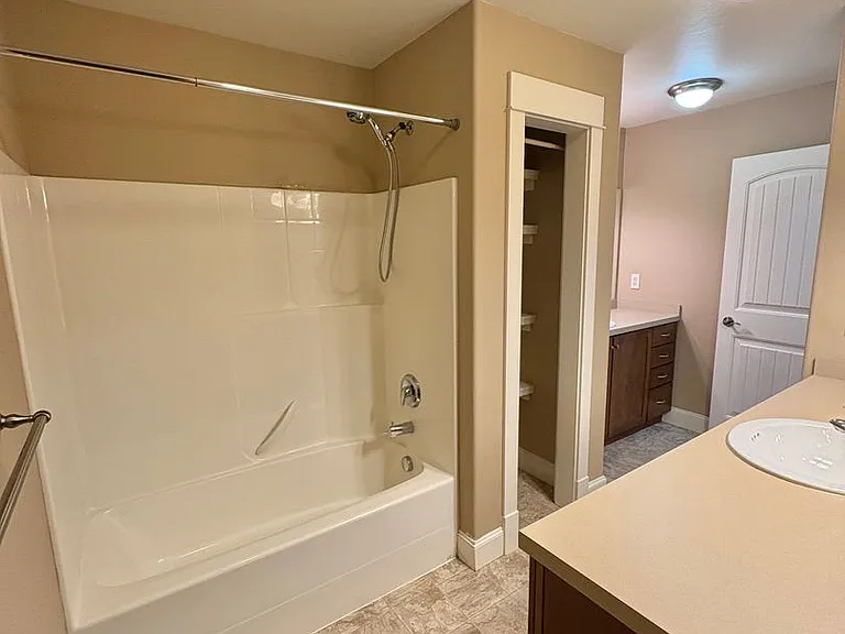 1126 N 15th Ave #201-208 — Photo 19