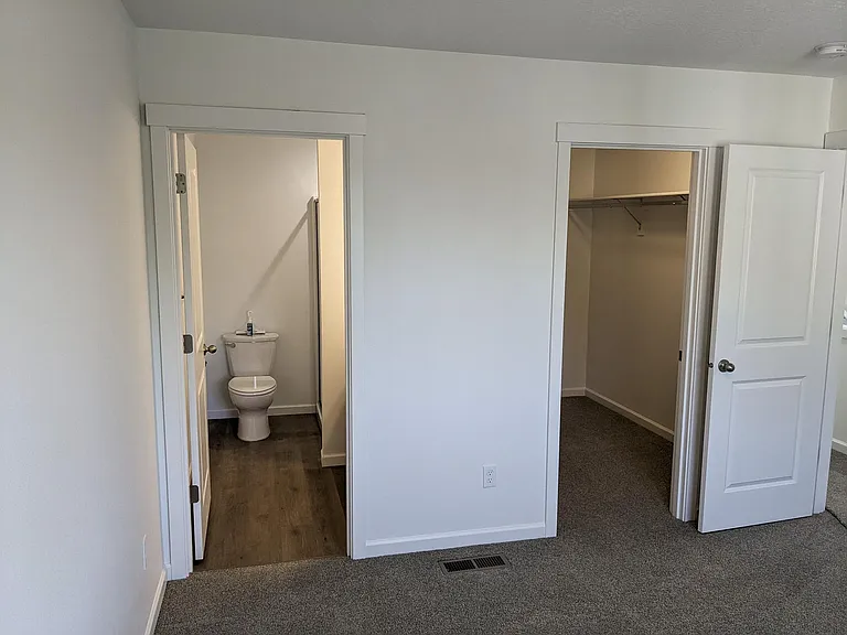 2152 Trade St SE #2152 — Photo 17