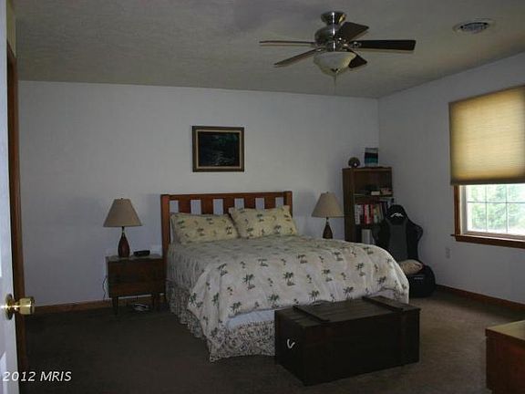 3rd image of 113 Central Way