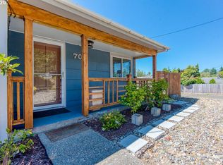 706 S Wasson St, Coos Bay, OR 97420