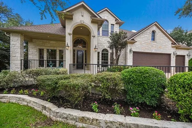 9900 Tree Bend Cv — Photo 4
