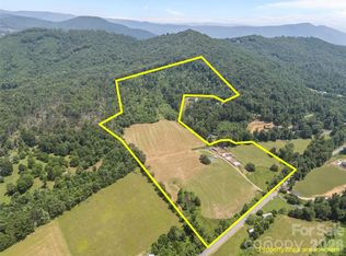 1305 Halltown Rd, Spruce Pine, NC 28777
