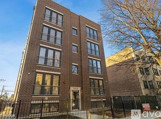3216 N Karlov Ave #1N, Chicago, IL 60641