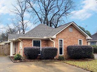 4372 Hillside Oaks, Montgomery, AL 36109