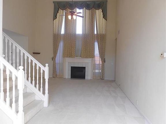 5th image of 2733 Timber Brook Dr