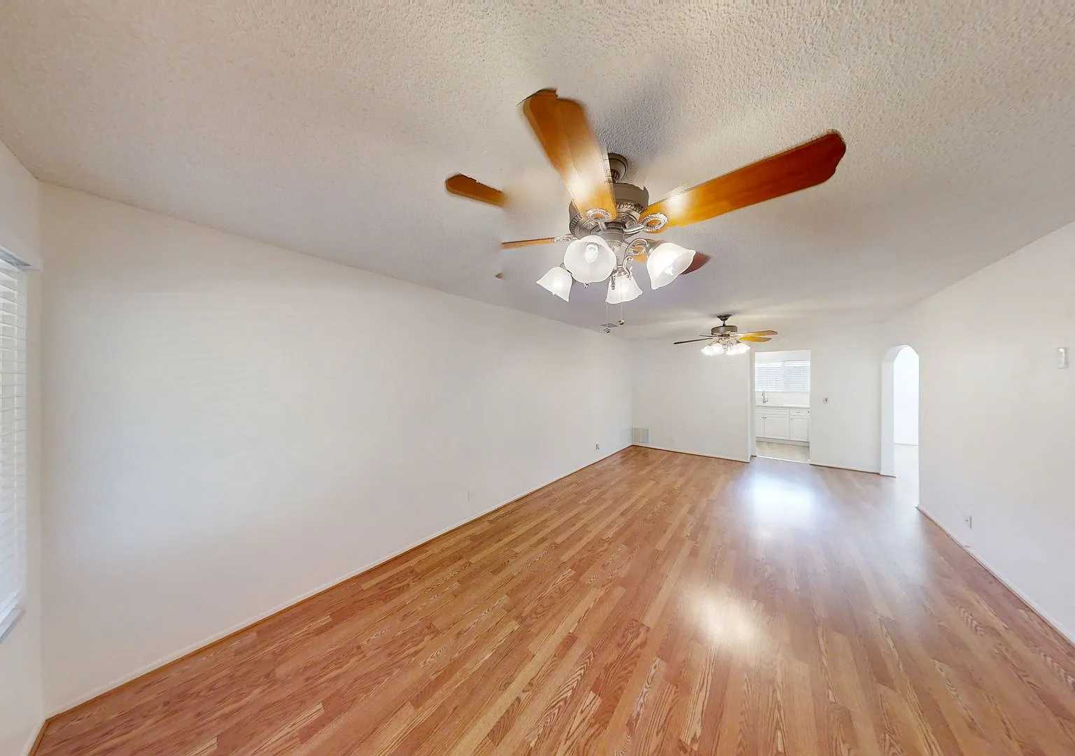 Peacock Valley HOA 2 Bedroom 1 Bathroom 55+ Community — Photo 2