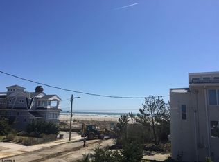 22 E Sumner Ave, Strathmere, NJ 08248