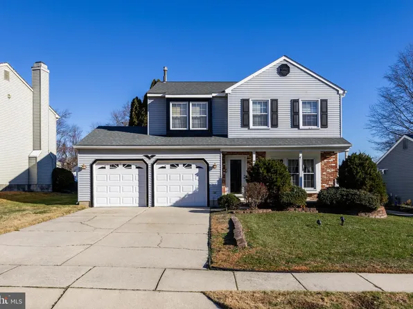 14 Crescent Hollow Dr, Sewell, NJ 08080