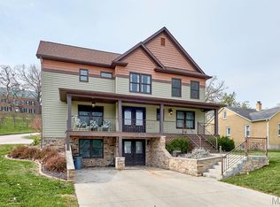 416 W 12th St, Hermann, MO