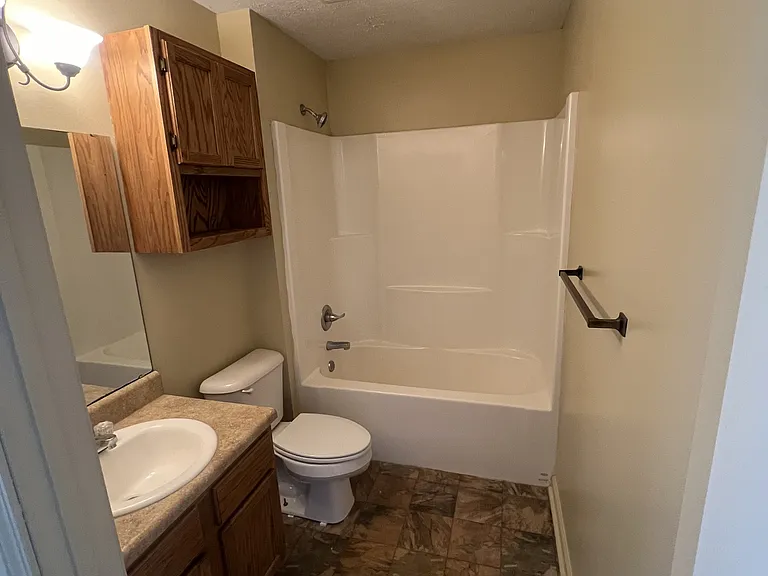 1304 N Lincoln Ave — Photo 10
