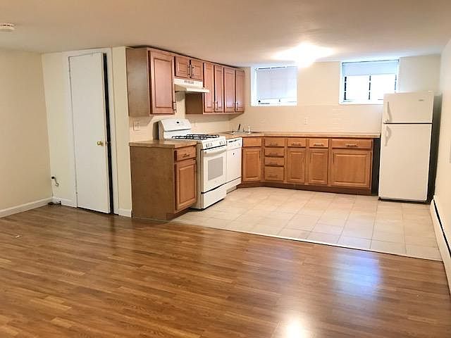 2nd image of 20 Brighton Ave