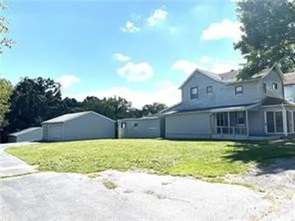 2211 Gilmore St S, New Castle, PA 16102