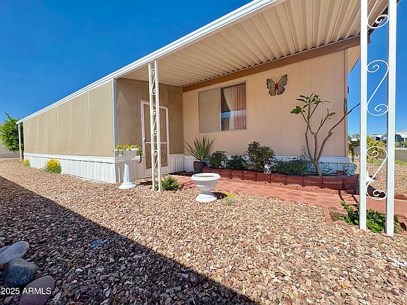 3rd image of 2609 W SOUTHERN Avenue #201