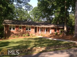 289 Woodland Dr, Winder, GA 30680