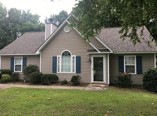 1684 Scarborough Rd, Greenville, NC 27858