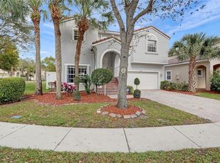 7569 NW 17th Dr, Pembroke Pines, FL 33024