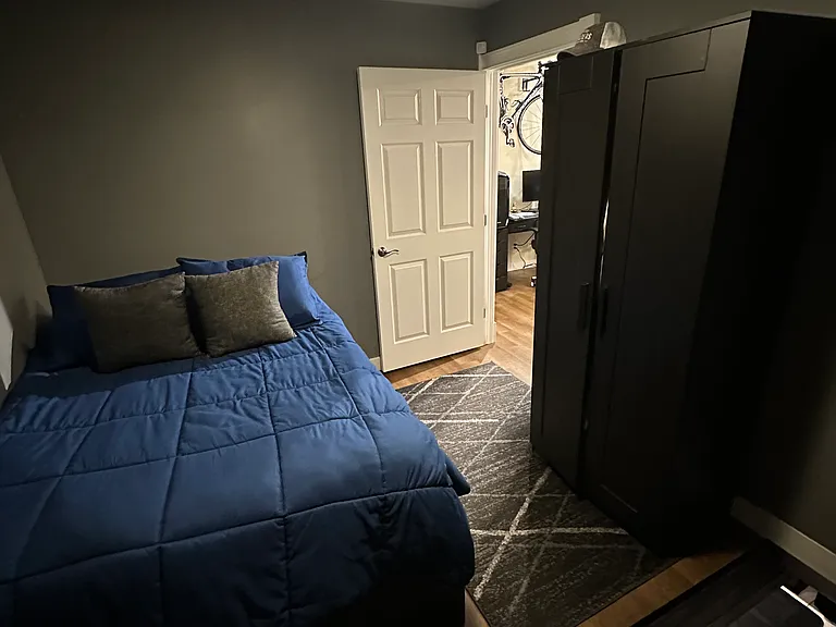 2413 Vine St #1 — Photo 7