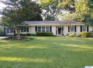 2214 College St SE, Decatur, AL 35601