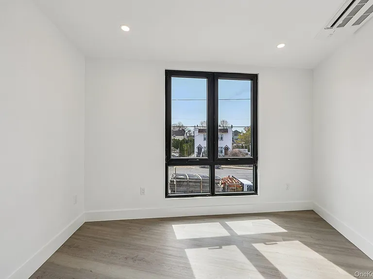 325 Manville #201 — Photo 23