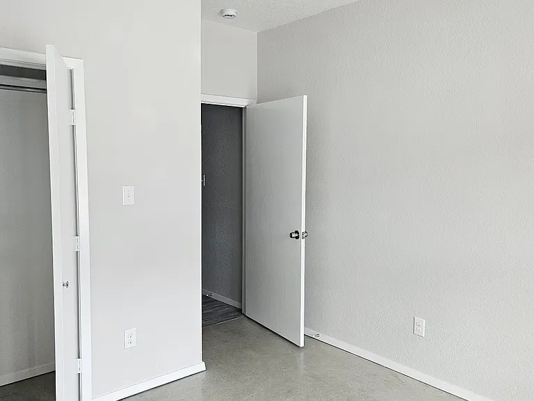 221 San Angelo St #A — Photo 7