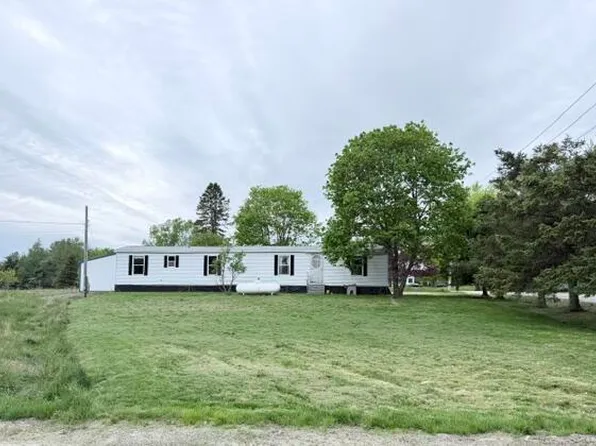 15 West Street, Machias, ME 04654