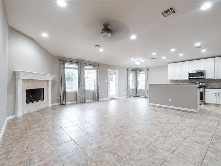 9408 Castle Pines Dr — Photo 8
