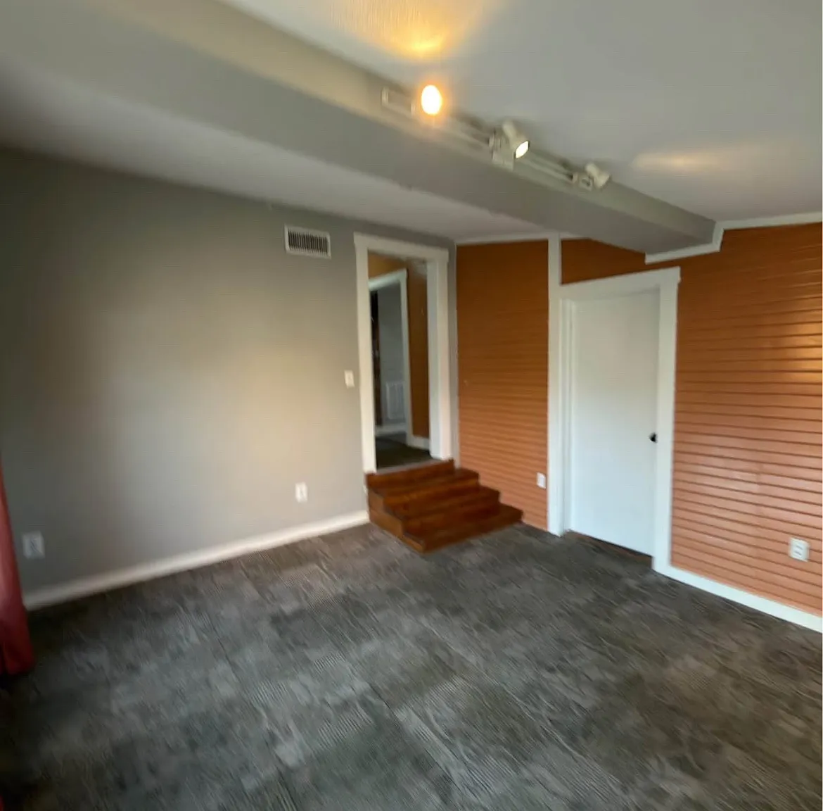 1 bed, 806 sqft, $1,600 — Photo 1