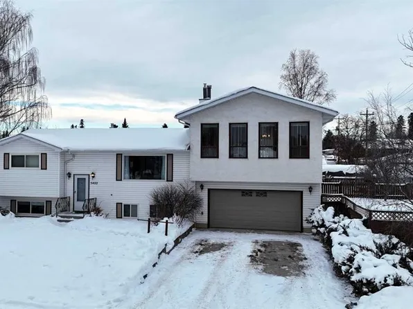 5402 SW 12th Ave, Edson, AB T7E 1J8