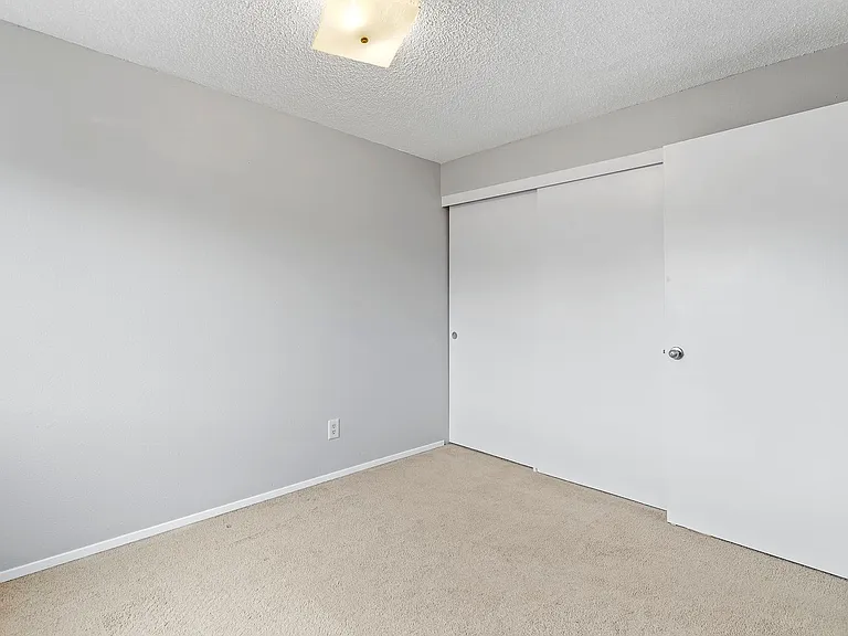 8311-8315 SE 17th Ave — Photo 15