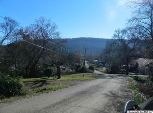 605 11th St NE, Fort Payne, AL 35967