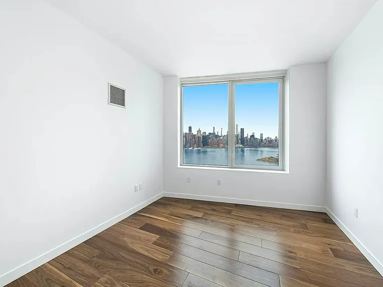 21 India St #29B — Photo 4