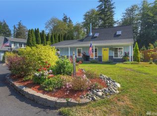 18750 15th Loop NE, Poulsbo, WA 98370