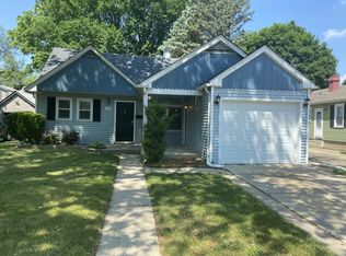 216 N Aldine St, Elgin, IL 60123
