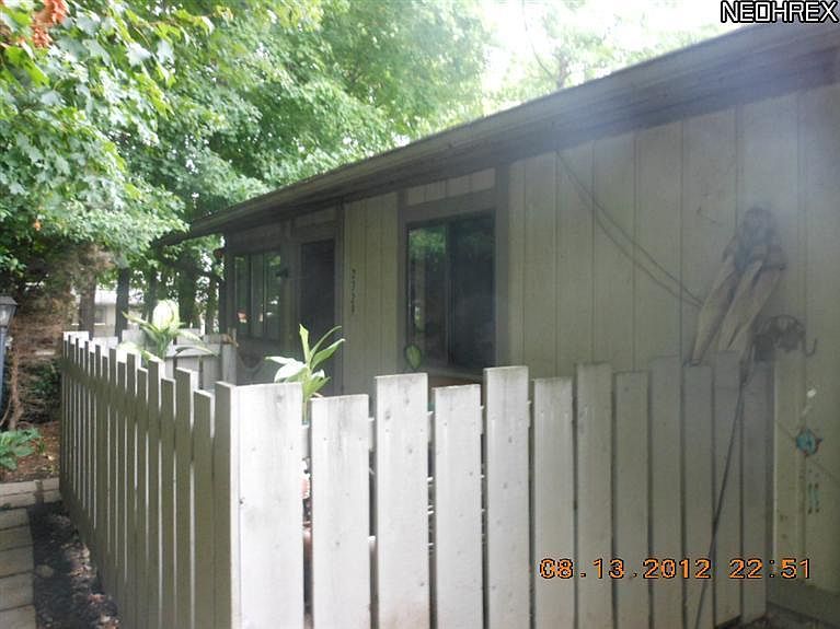 2729 Mull Ave Akron, OH, 44321 Apartments for Rent Zillow