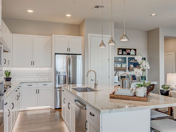 Sprawling island in kitchen