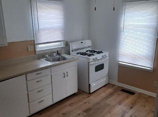 402 E Snider St APT 4, Carbondale, IL 62901