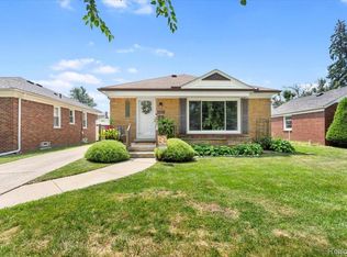 13121 Rosedale St, Southgate, MI 48195