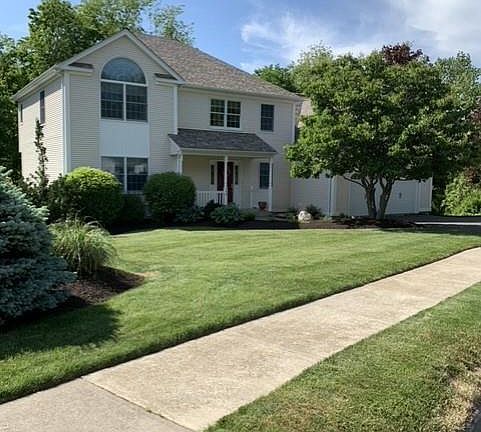 2nd image of 149 Meadowood Dr