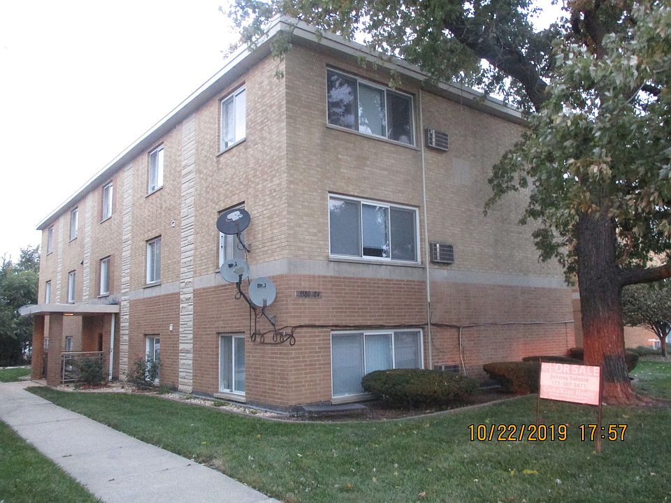 2nd image of 5580 S Archer Ave #1A