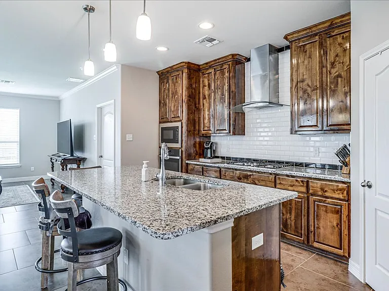 7617 Diamond Dr — Photo 13